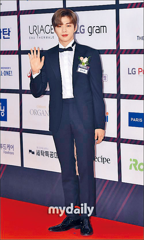 姜丹尼爾捲入涉歧視風波，前日正式道歉。