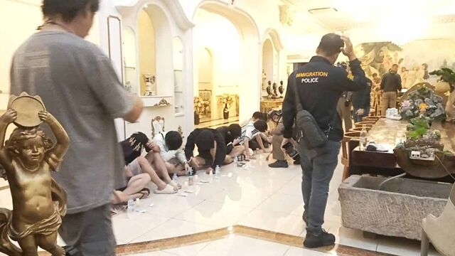 泰國當局在曼谷豪宅搗破專騙日本人的詐騙集團。 泰國移民局
