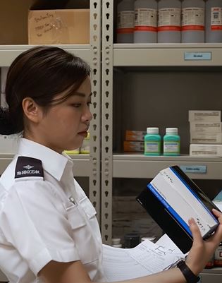 吴凯琳守护生命同时协助在囚人士重回正轨。