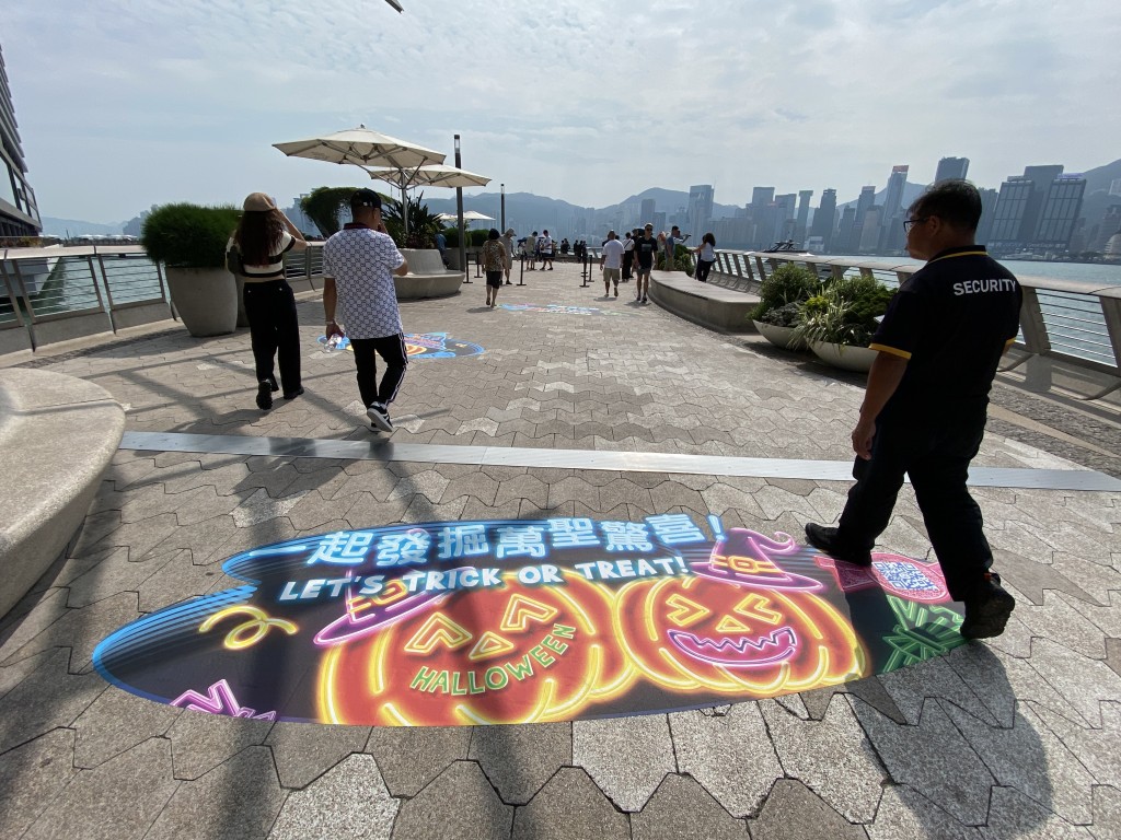 香港旅游发展局即日（15日）起推出「哈罗威香港」。旅发局