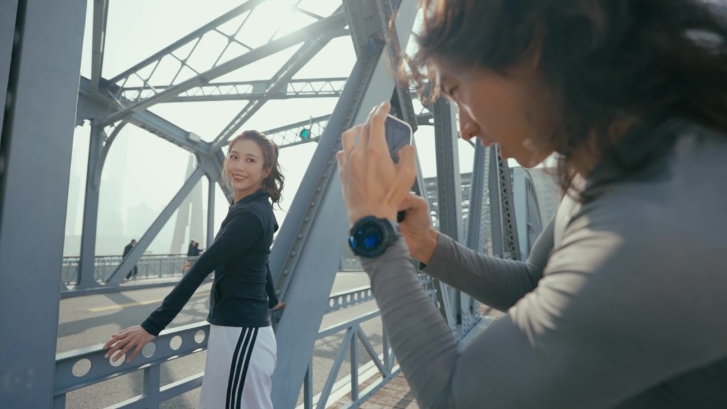 何沛珈約長髮型男上海跑步。 何沛珈約長髮型男上海跑步。