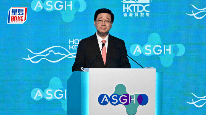 特首李家超在開幕禮致辭時表示，只有在開放的環境下才能繁盛，且只有團結才能帶來新創造。蘇正謙攝