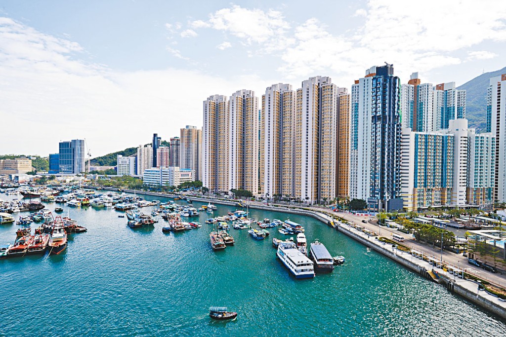 ■筲箕灣東旭苑以居二市場價908萬成交，膺全港綠表居屋王。