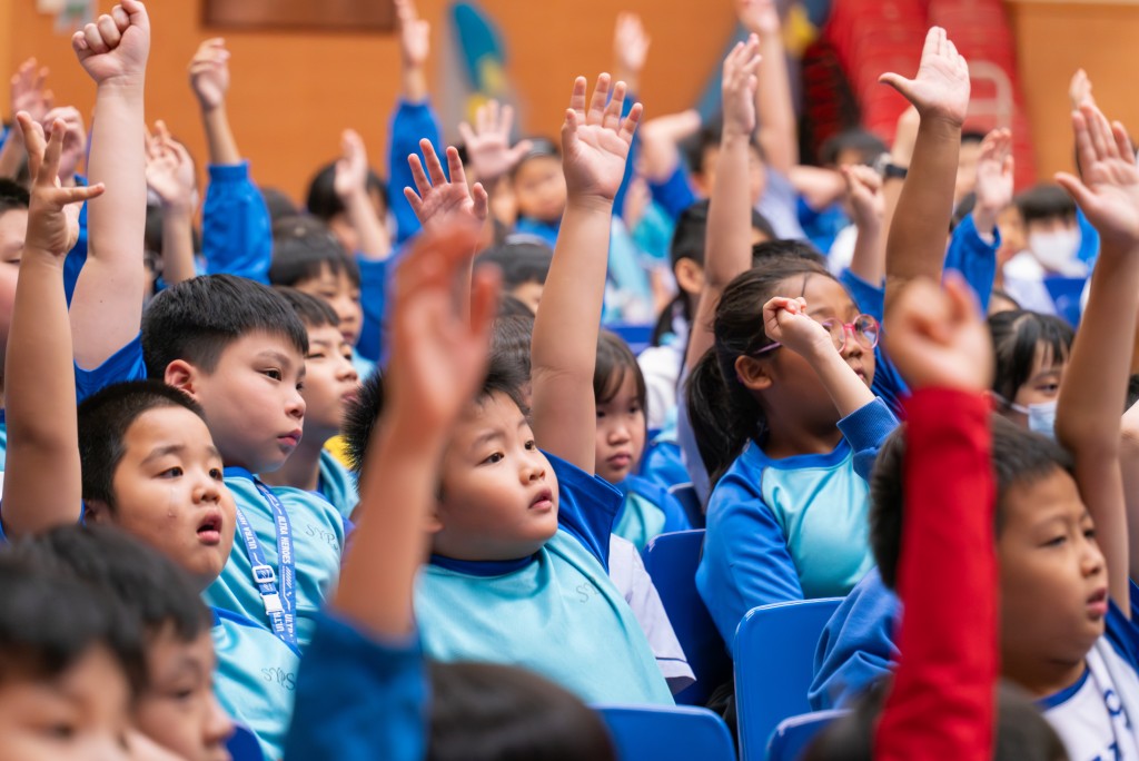 超過 4,000 名學生參與「氣候變化及低碳生活」講座，積極吸收環保知識。
