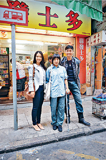 ■朱千雪、何超儀及王浩信拍攝外景。