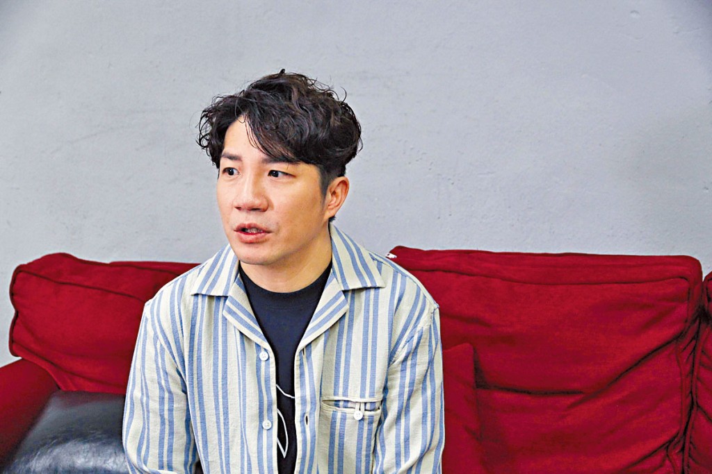 ■湯駿業做回自資創作歌手。