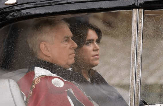 安德魯王子早前已宣布放棄所有皇室頭銜，但仍保留「王子」稱號，如今亦失去。法新社