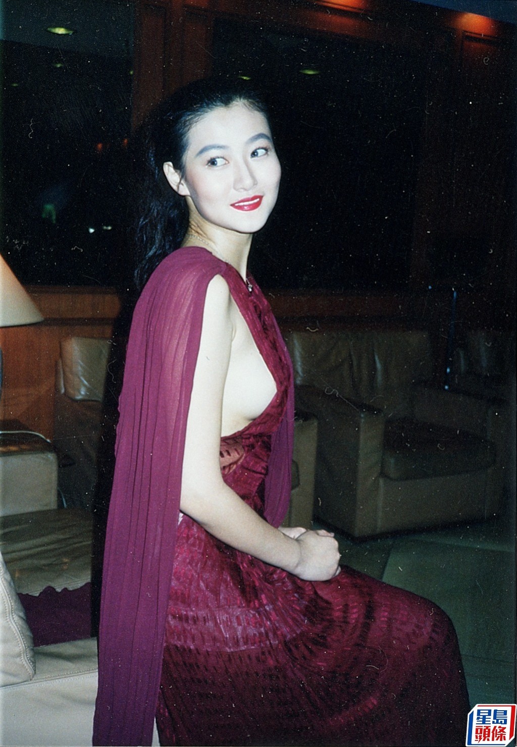 2002年7月31日，陈宝莲于上海跳楼身亡，终年29岁，遗下刚满月的儿子Don Don。  ​