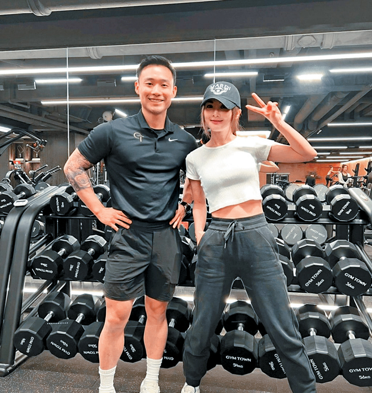 有指Elvis與阿Sa互相視對方為結婚對象，男方生活慳儉全為儲老婆本。