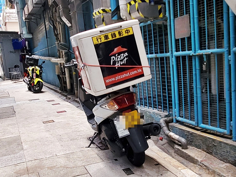 警方尋回約兩星期前有人於紅磡區報失的外賣電單車。