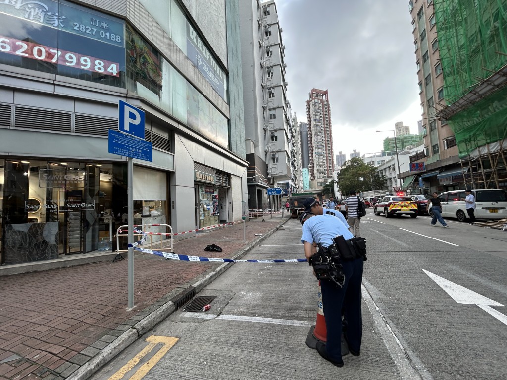 警方封鎖現場進行調查。曾志恒攝 警方封鎖現場進行調查。曾志恒攝