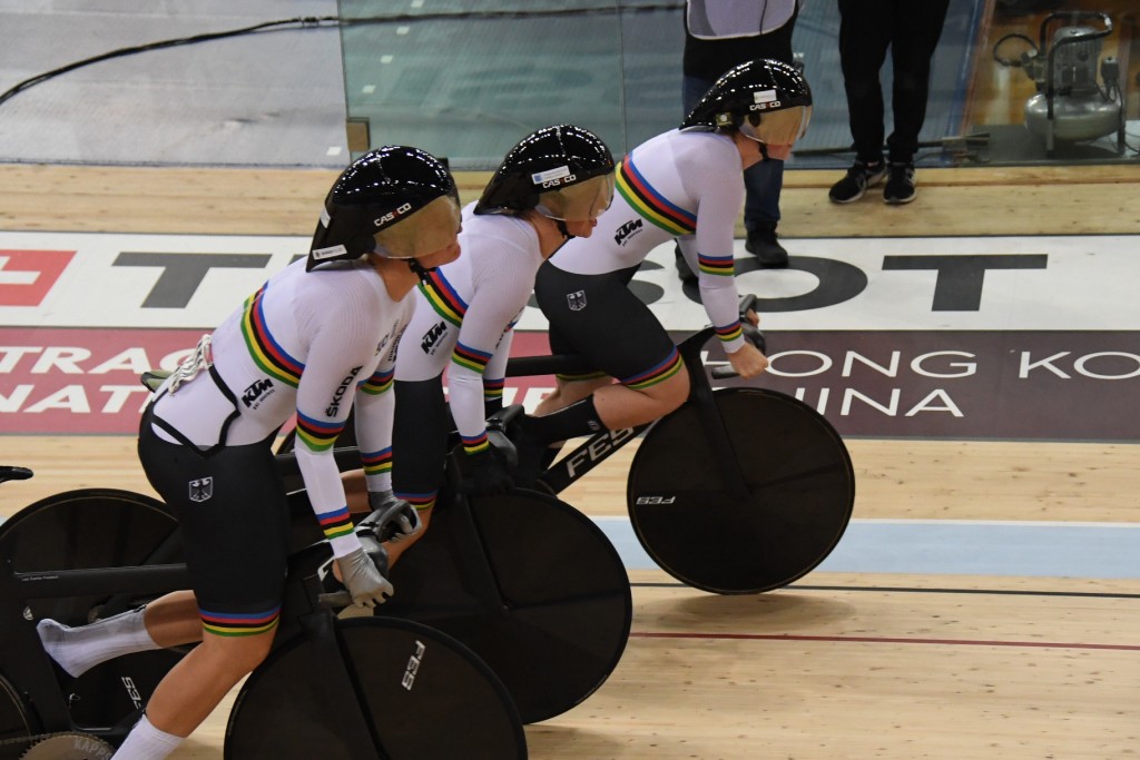  UCI国家杯场地单车赛香港站，德国队出战女子团体争先赛摘银。 吴家祺摄