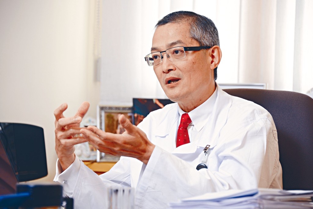 港大深圳醫院院長盧寵茂
　　
