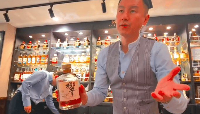 郭亚川 / 秋山雅治。 X@纵横日本