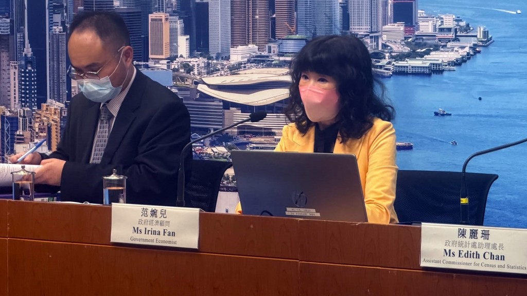 政府經濟顧問范婉兒。 政府經濟顧問范婉兒。