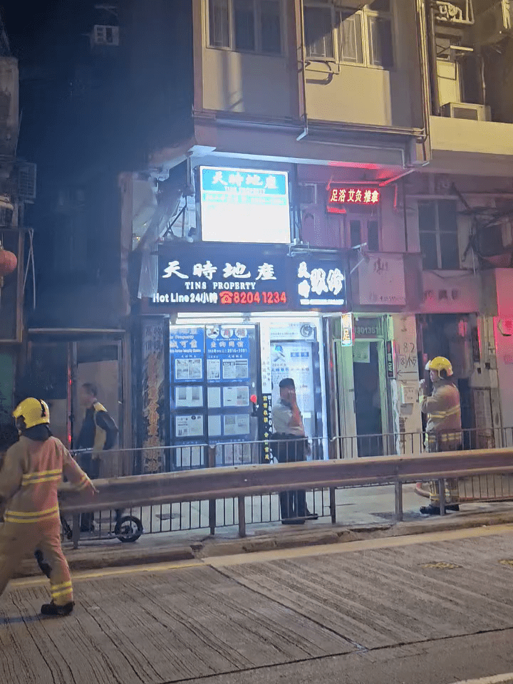 消防到場救援。FB：西環變幻時