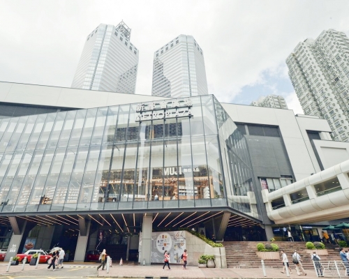 6人涉前年聖誕節於新都會廣場的元氣壽司店外參與非法集結。資料圖片