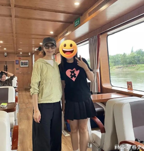 郭藹明素顏上陣,但保養一流仍有少女感。 郭藹明素顏上陣,但保養一流仍有少女感。