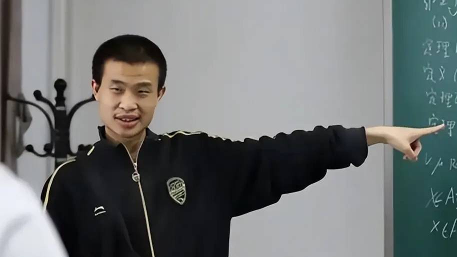 90後數學天才韋東奕成北大最年輕副教授。