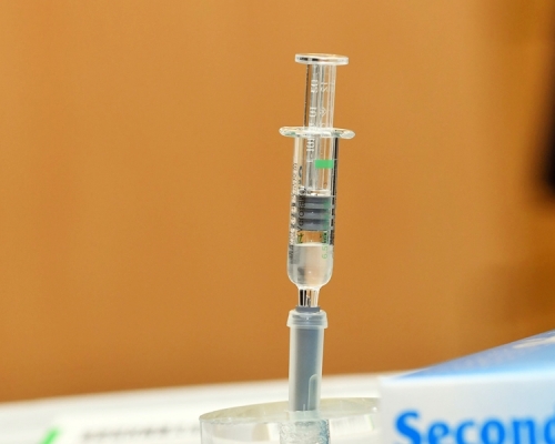 澳門今日下午起為市民接種BioNTech（復必泰）新冠疫苗。澳門特別行政區政府新聞局FB圖片