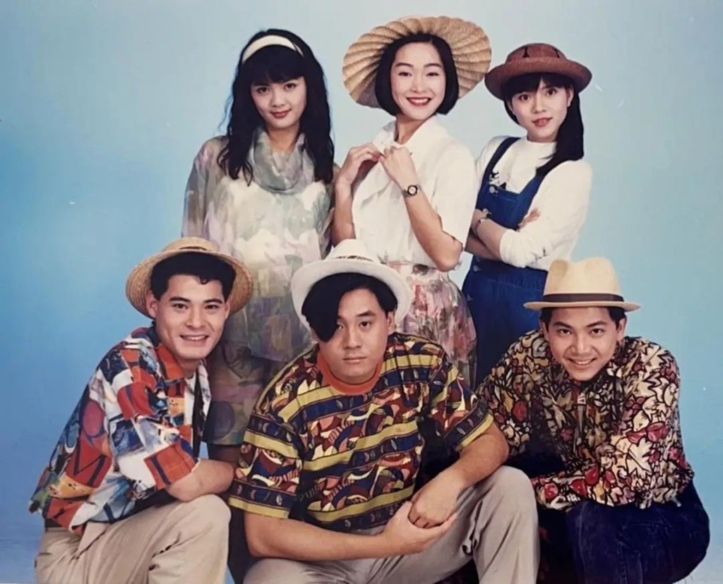 麥長青也曾分享昔日照片，1993、1994年他與黃智賢已經轉投劇組。