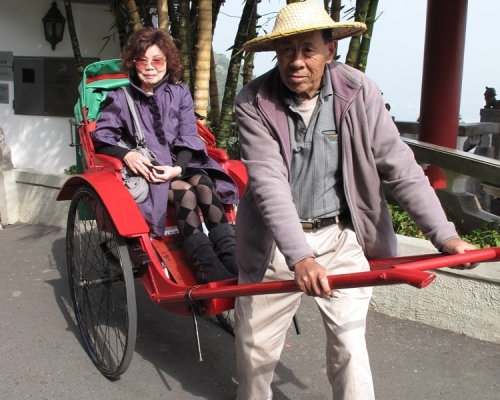 70歲洪伯退休。資料圖片