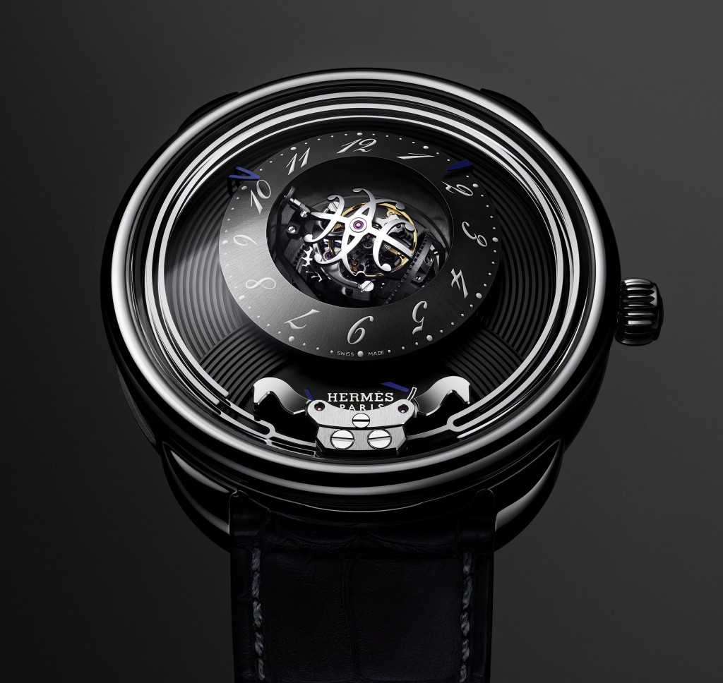 Hermès Arceau Chorus Stellarum，錶殼：41mm白金／機芯：H1837自動／限量：各6枚／售價： $1,320,000。