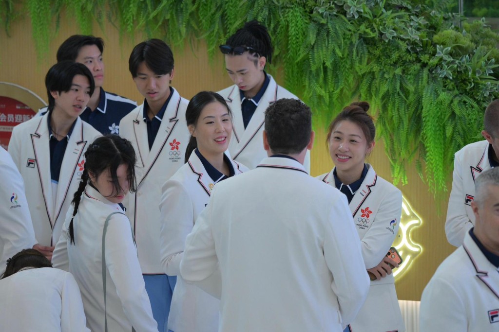 第20届亚洲运动会中国香港代表团授旗典礼。苏正谦摄