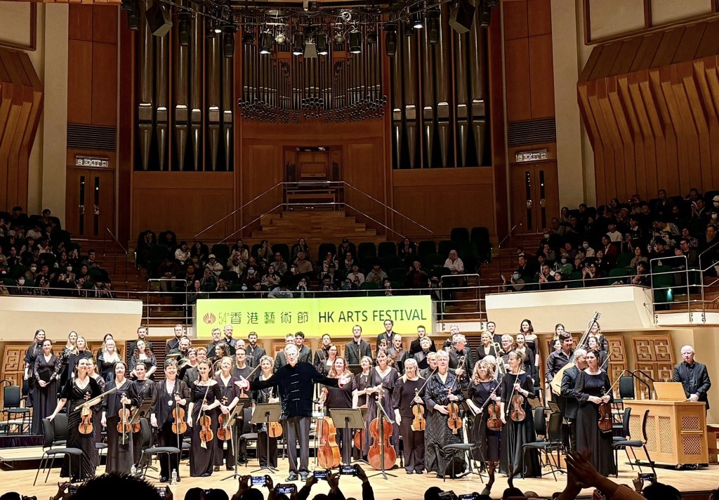 羅淑佩指,過往一般觀看約10至12場演出,今年則增至17場。羅淑佩Facebook 圖片 羅淑佩指,過往一般觀看約10至12場演出,今年則增至17場。羅淑佩Facebook 圖片