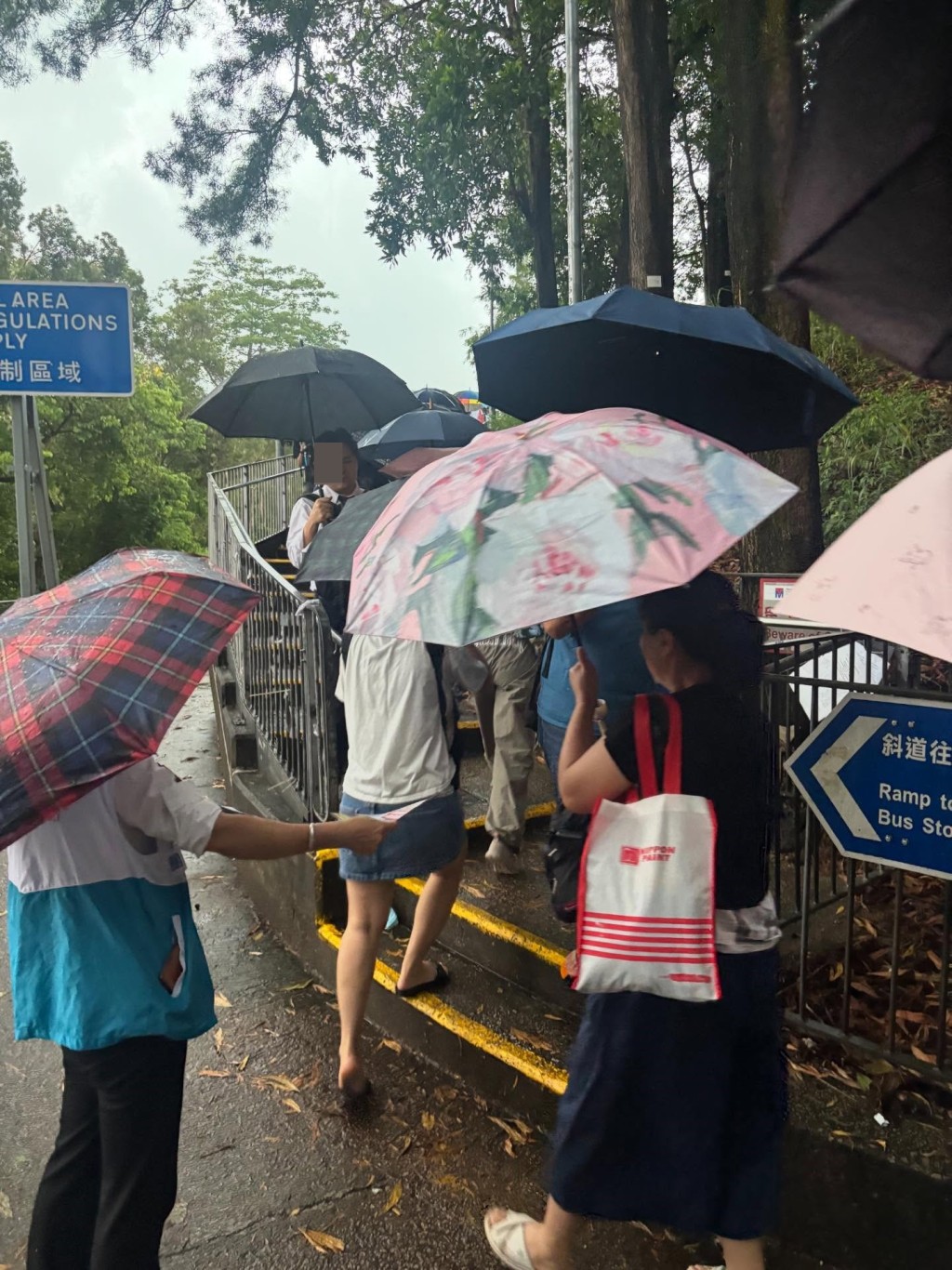 網民:又大雨又大風。資料來源:t2g.6@Threads 網民:又大雨又大風。資料來源:t2g.6@Threads
