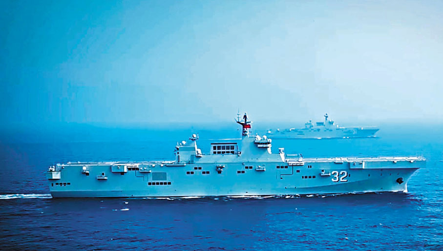 前為廣西艦,後為海南艦。