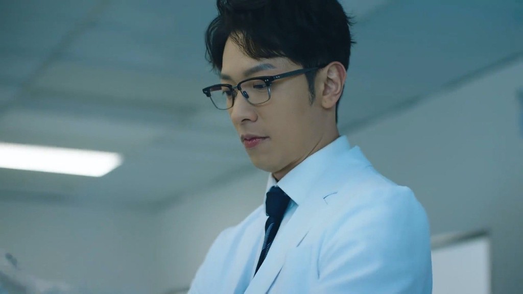 高鈞賢在《法證先鋒V》中飾演黃宗澤的同事。