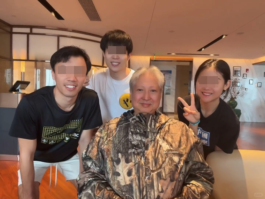 洪金寶近期面色紅潤。