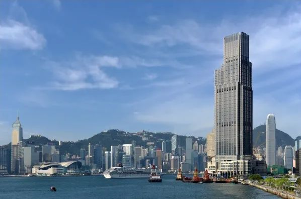 在8月8日可用优惠价抢购香港瑰丽酒店的住宿套票。