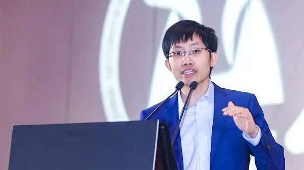 DeepSeek創辦人梁文鋒 DeepSeek創辦人梁文鋒