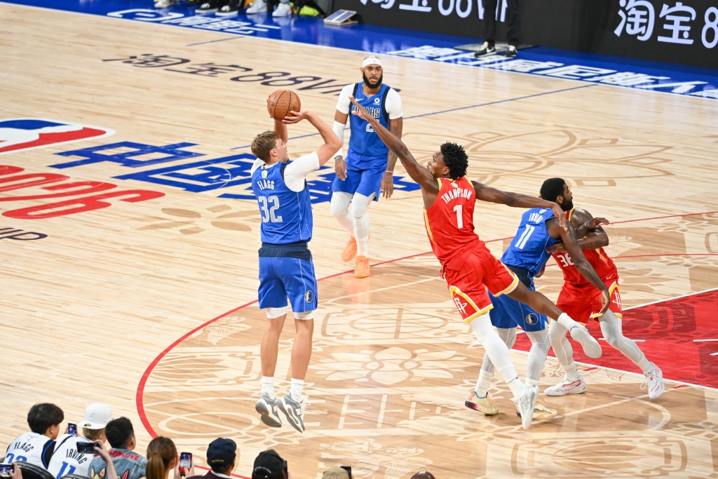 NBA中国赛独行侠vs火箭。魏国谦摄