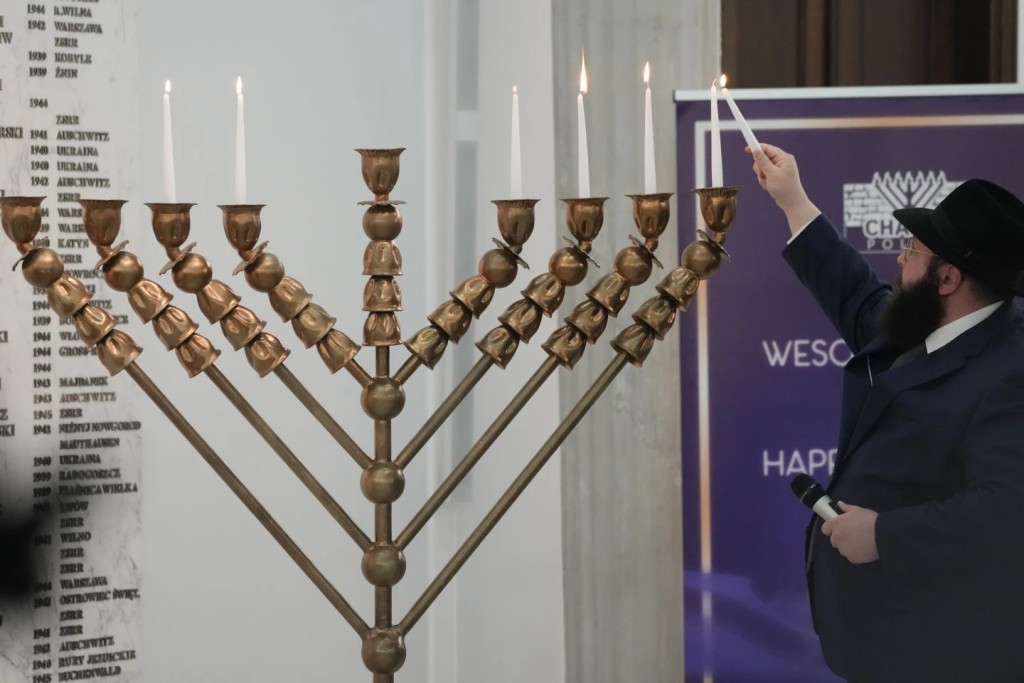 波蘭議會慶祝猶太光明節。美聯社