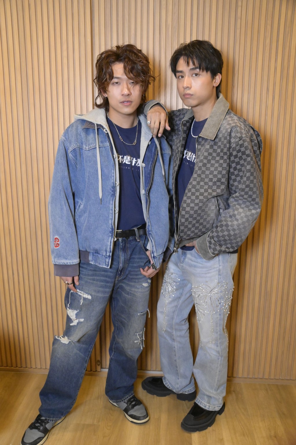 AK比ANSONBEAN年长，他的经验之谈，帮助后者搣甩负面情绪。