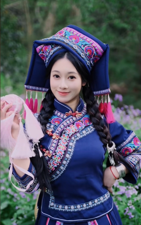 吴柳芳转型古风，走出阴霾迎新生。 抖音