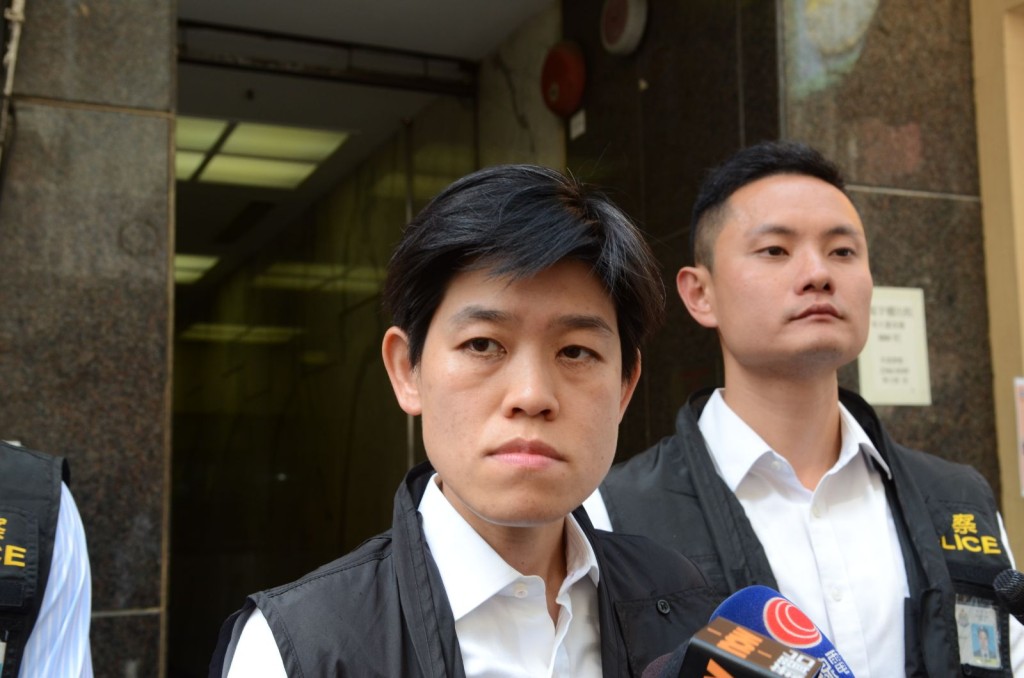 油尖警區刑事總督察李經晞（中）。