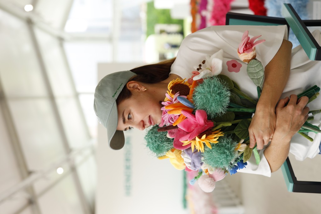 藝術家Cj Hendry。