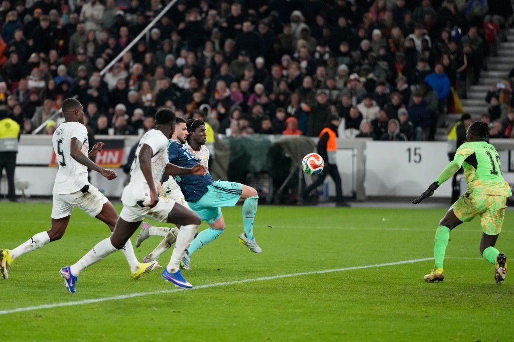 丹尼斯烏達夫為德國奠定勝局。美聯社