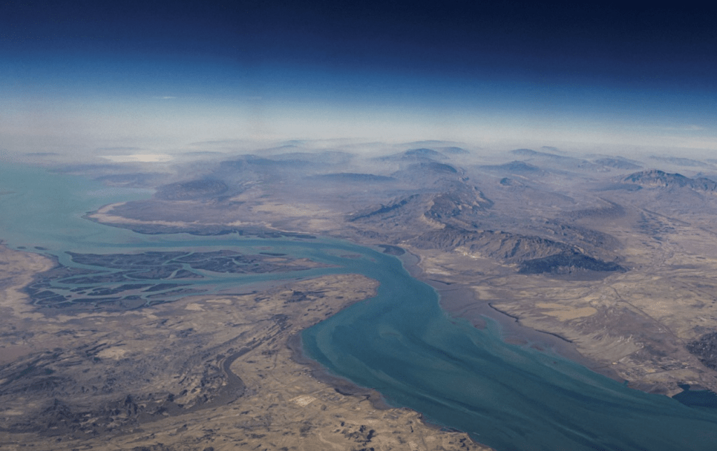 美国总统特朗普周五（3日）透过社交平台发放讯息，声称只要「再多一点时间」，美军便能轻易打通被封锁的全球能源命脉——霍尔木兹海峡。路透社