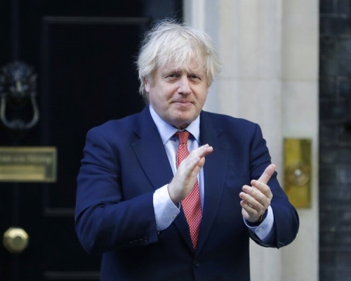 英國首相約翰遜稱已準備更改移民政策。AP