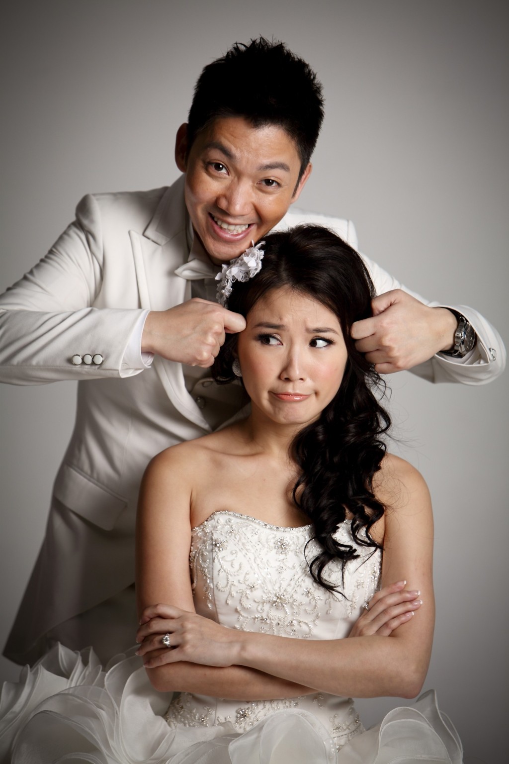 劉倩婷2013年與堪輿學家李丞責結婚。