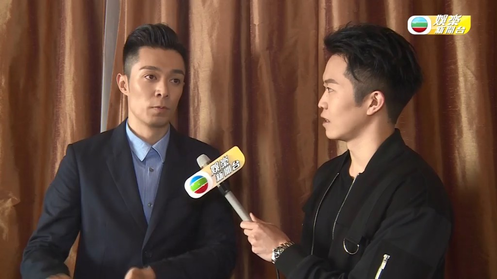 2019年許志安與黃心穎於的士車廂內親熱被偷拍，周柏豪接受TVB娛樂新聞台訪問時亦分享防偷拍技巧。