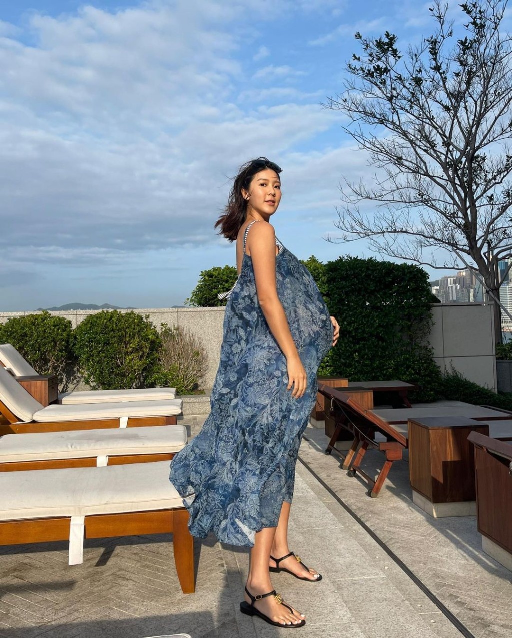 預產期在夏天的Jennifer直言進入「大直路」。