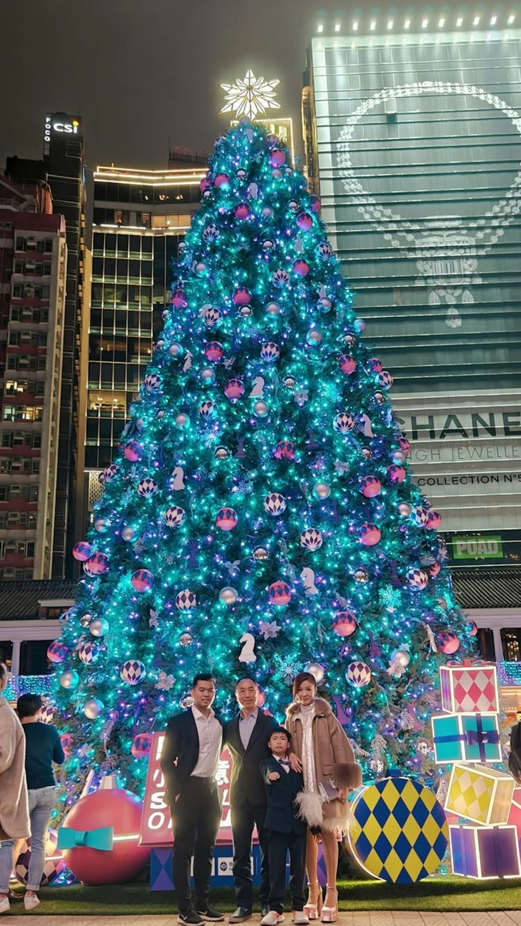 鄔謨雲近日回港與家人過聖誕。  ​