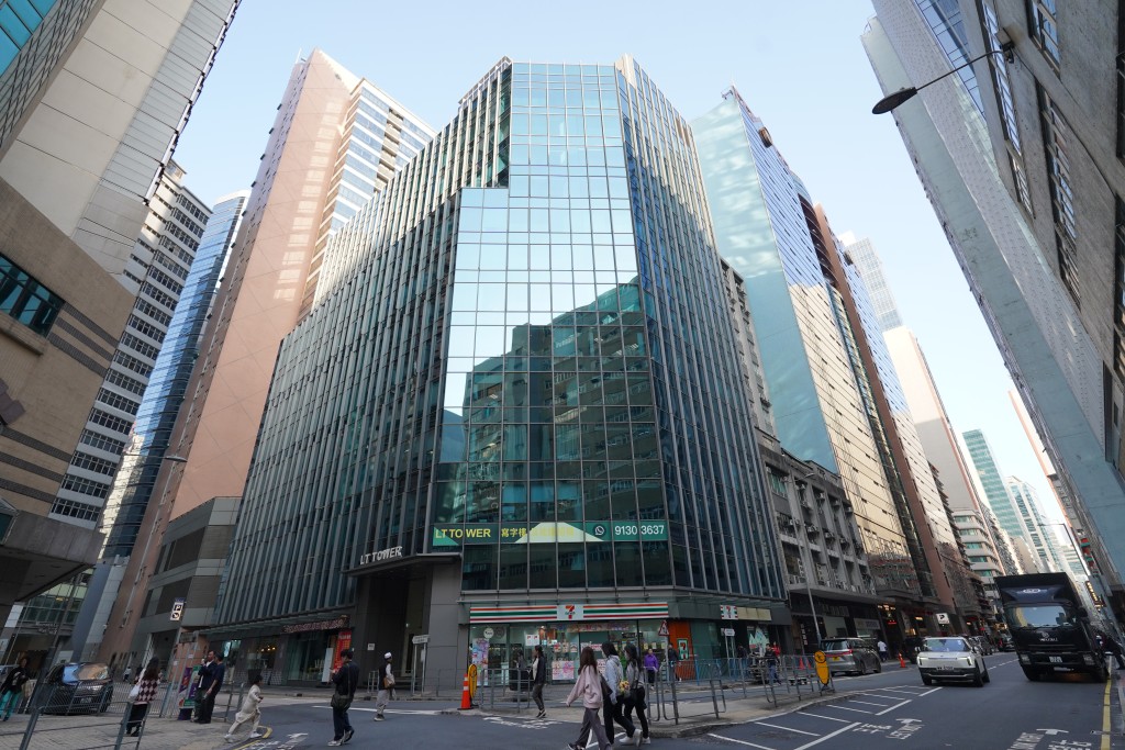 觀塘活化商廈LT Tower獲准由商廈用途改裝學生宿舍,以提供266個房間,涉及517個牀位。(資料圖片) 觀塘活化商廈LT Tower獲准由商廈用途改裝學生宿舍,以提供266個房間,涉及517個牀位。(資料圖片)