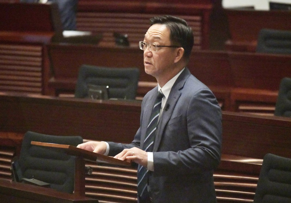 乡议局主席兼屯门乡委会主席刘业强是唯一一位三料议员。资料图片
